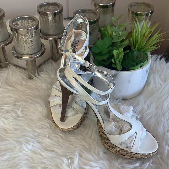 Guess By Marciano White Leather High Heel Sandal Size 7.5 - Picture 5 of 15